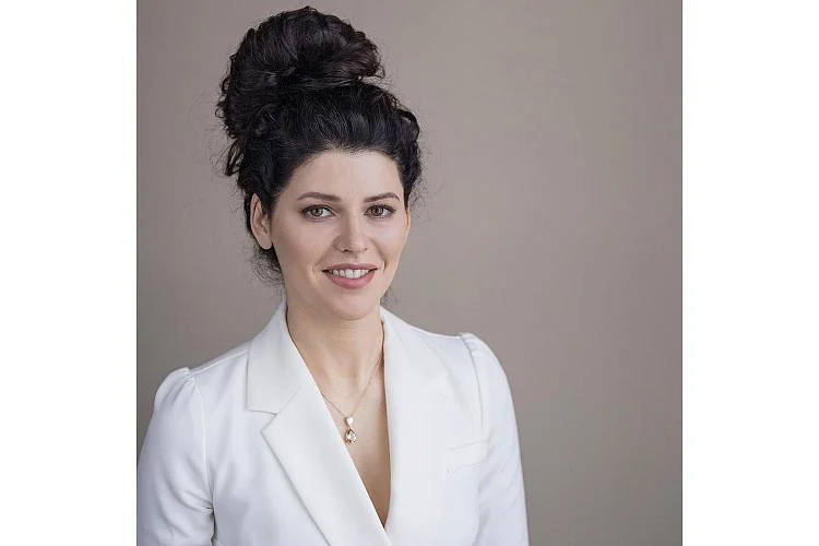 Колье из жёлтого золота с аметистом и фианитом