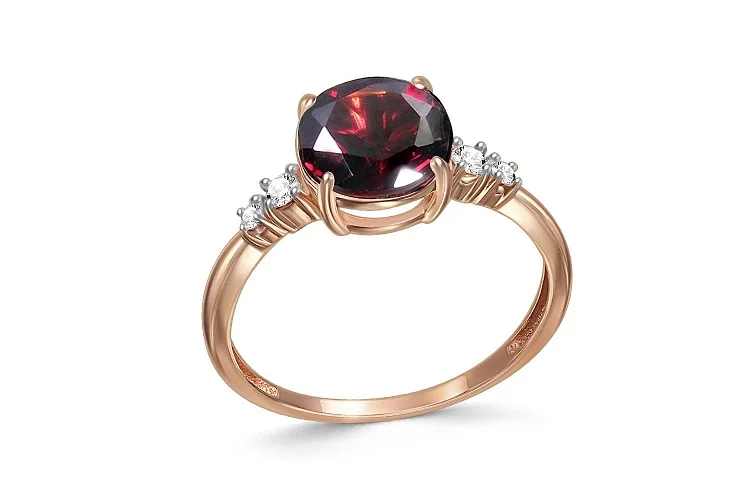 Кольцо из красного золота с гранатом и 4 фианитами