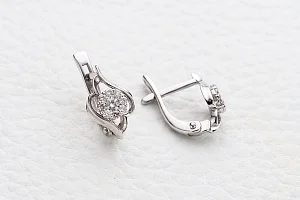 Серьги Цветы из белого золота с 18 бриллиантами