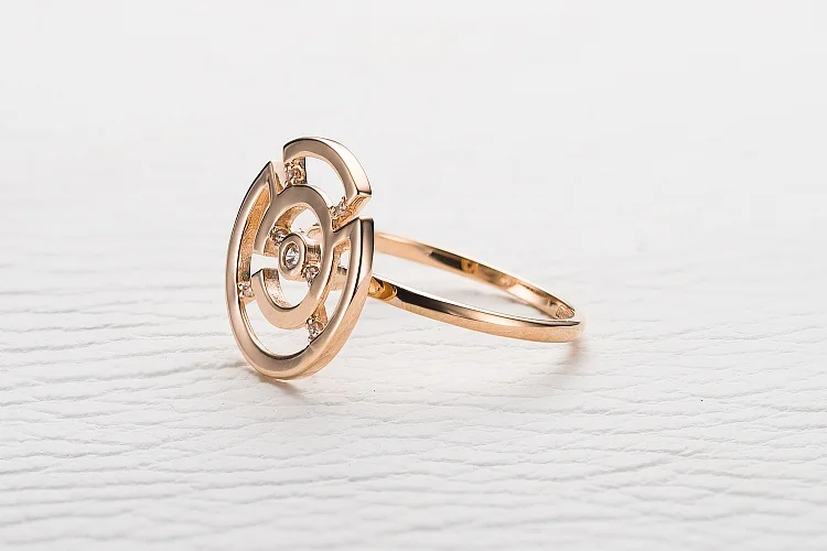 Кольцо Круг из красного золота с 7 фианитами