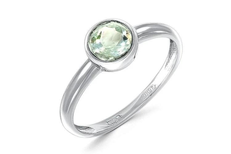 Кольцо из белого золота с аметистом