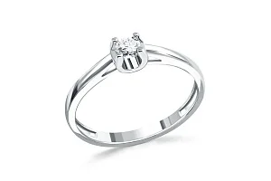 Кольцо из белого золота с бриллиантом