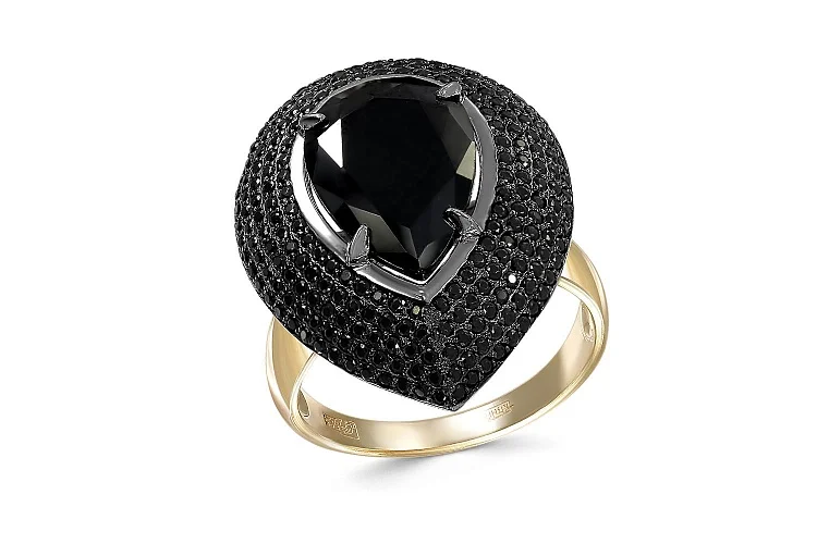 Кольцо из жёлтого золота с 247 фианитами