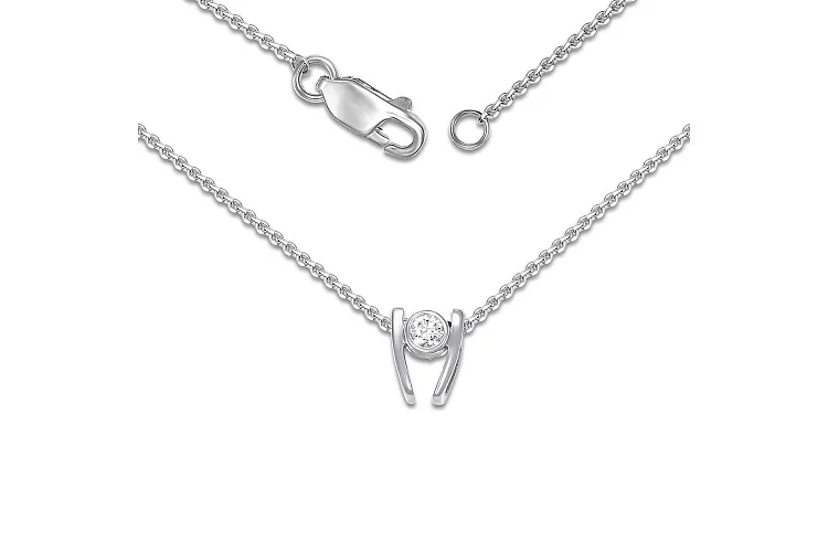 Колье из белого золота с бриллиантом