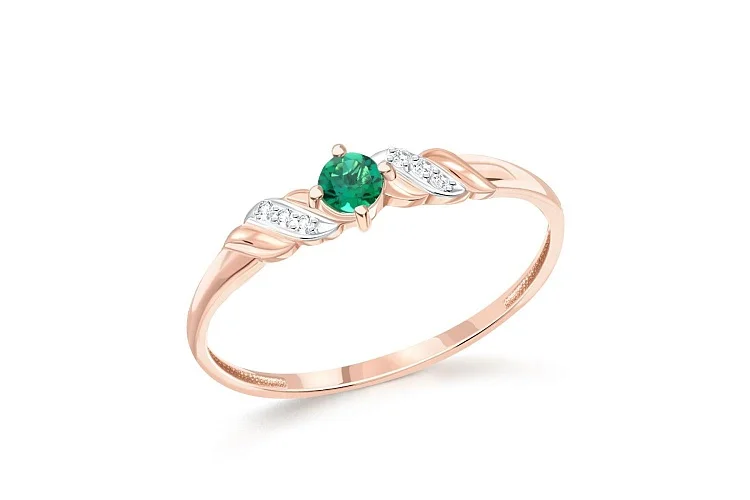 Кольцо из красного золота с изумрудом и 6 бриллиантами