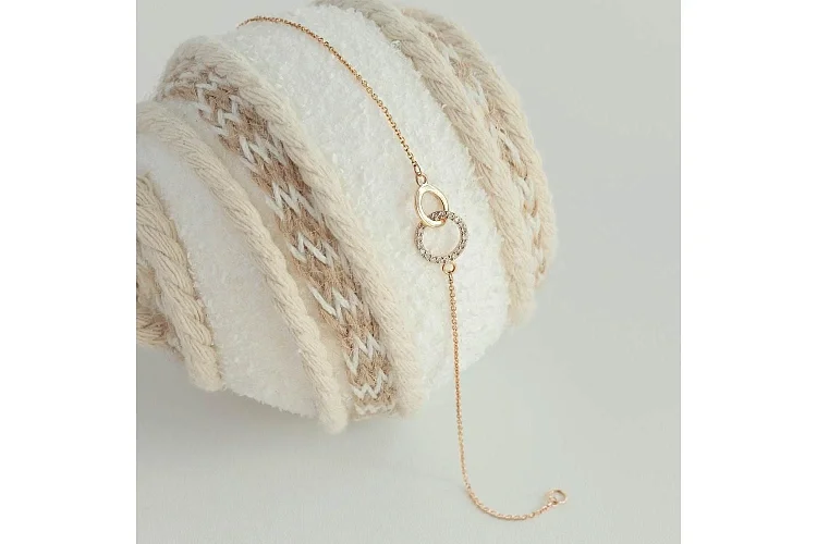 Браслет Круг из красного золота с 20 бриллиантами