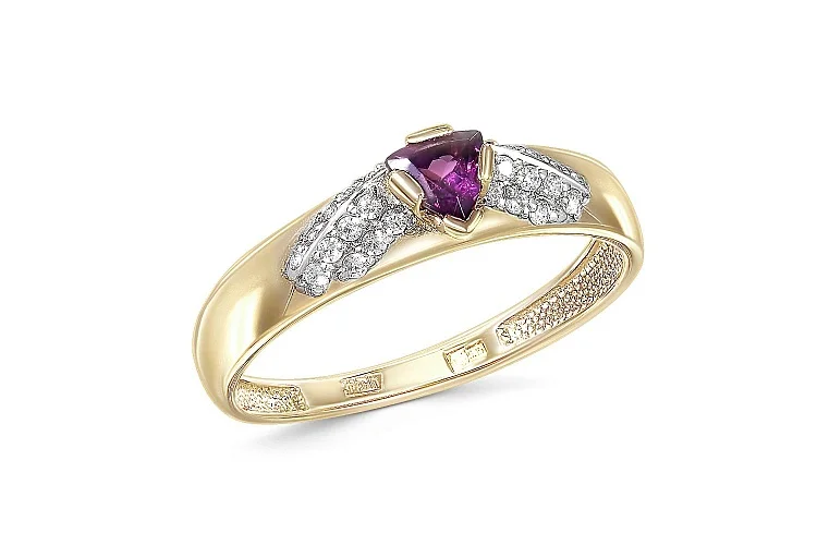 Кольцо из жёлтого золота с родолитом и 27 фианитами