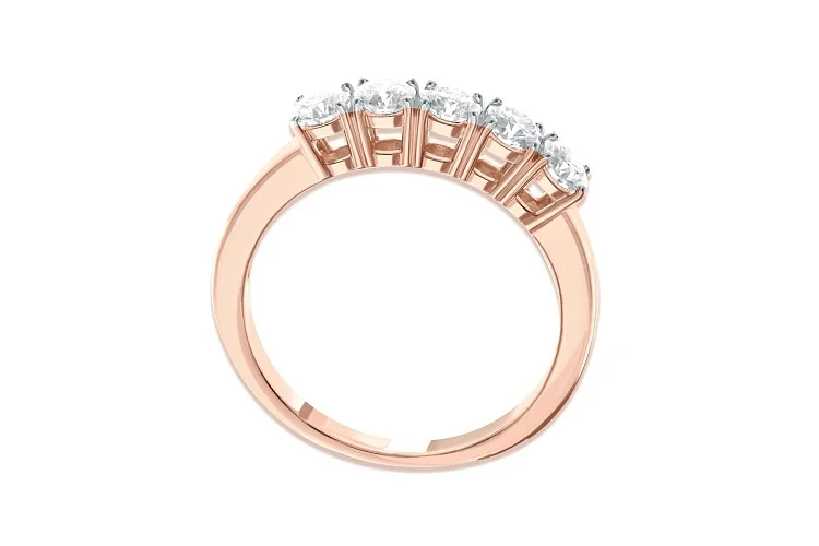 Кольцо из красного золота с 5 выращенными бриллиантами