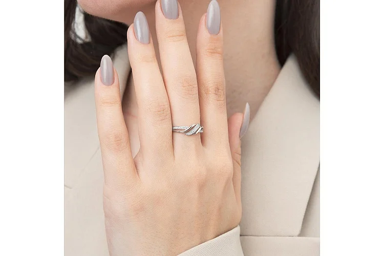 Кольцо дорожка из белого золота с 24 бриллиантами