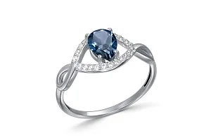 Кольцо из белого золота с топазом лондон и 22 фианитами