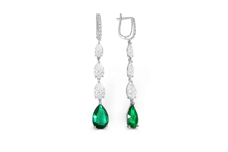 Серьги из белого золота с 2 изумрудами и 20 фианитами