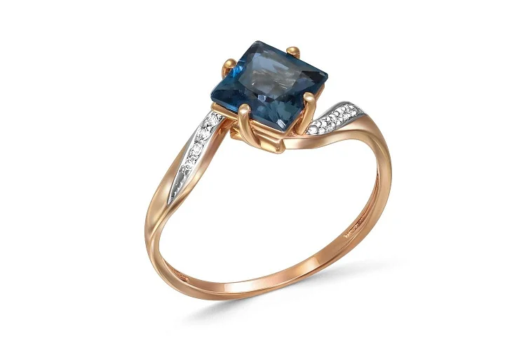 Кольцо из красного золота с топазом лондон и 8 фианитами