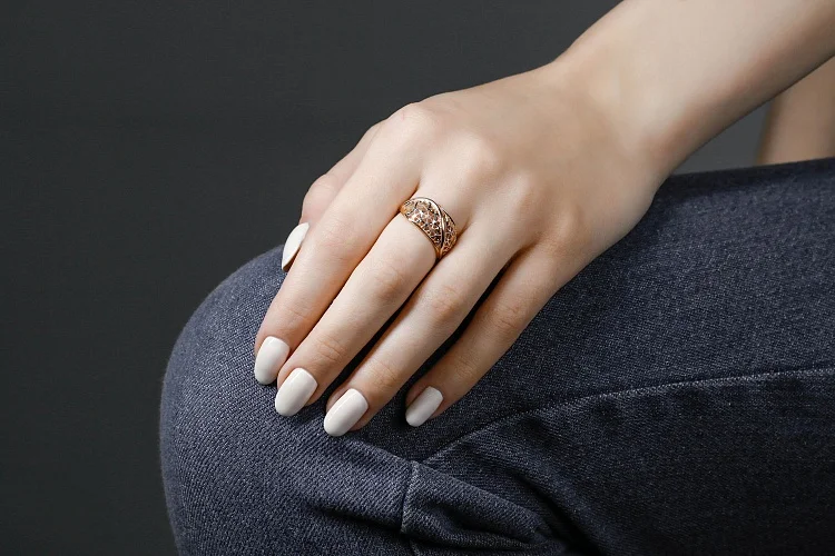 Кольцо из красного золота без вставок