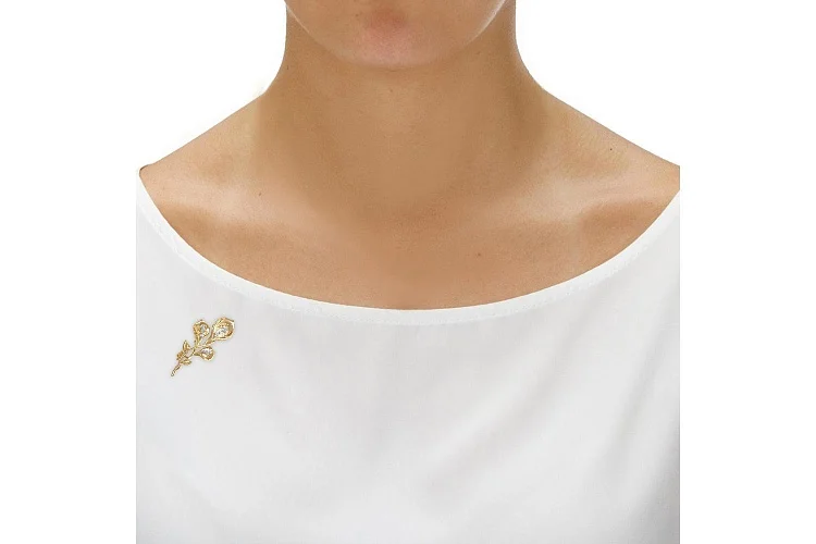 Брошь Цветок из жёлтого золота с 9 фианитами