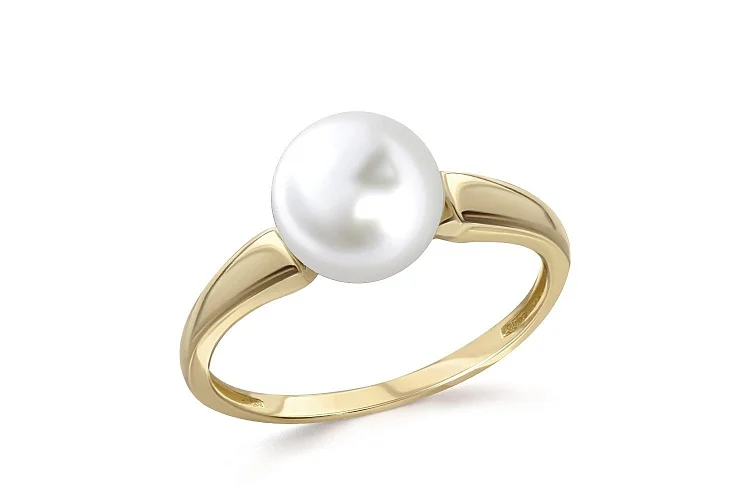 Кольцо из жёлтого золота с жемчугом