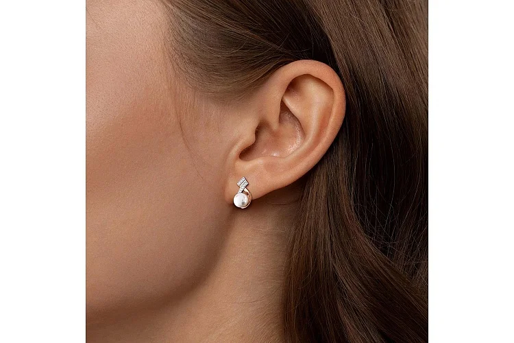 Серьги из красного золота с 2 жемчужинами и 20 бриллиантами