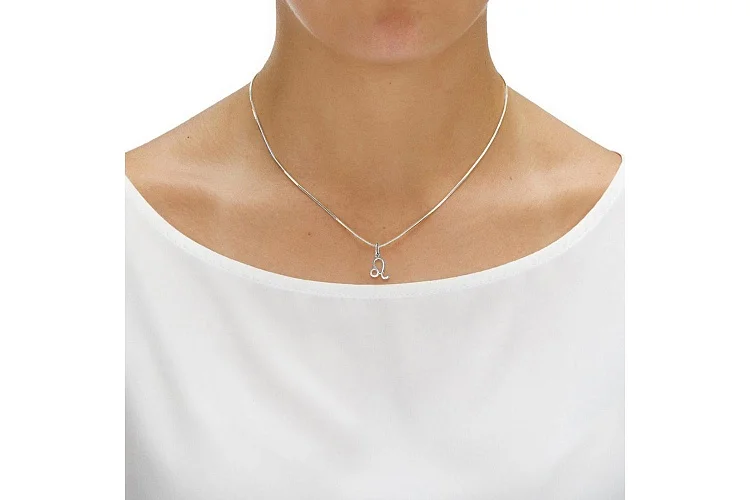 Подвеска Лев из белого золота без вставок