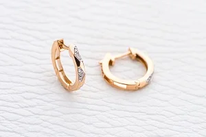 Серьги из красного золота с 18 бриллиантами