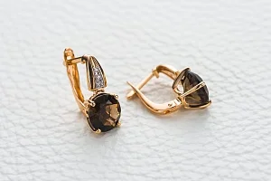 Серьги из красного золота с 8 раухтопазами