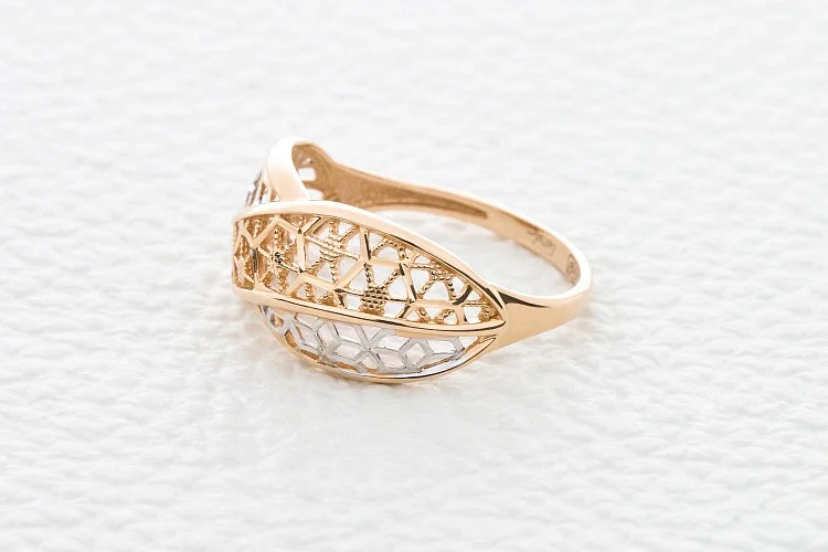 Кольцо из красного золота без вставок