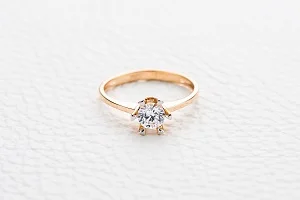 Кольцо из красного золота с фианитом