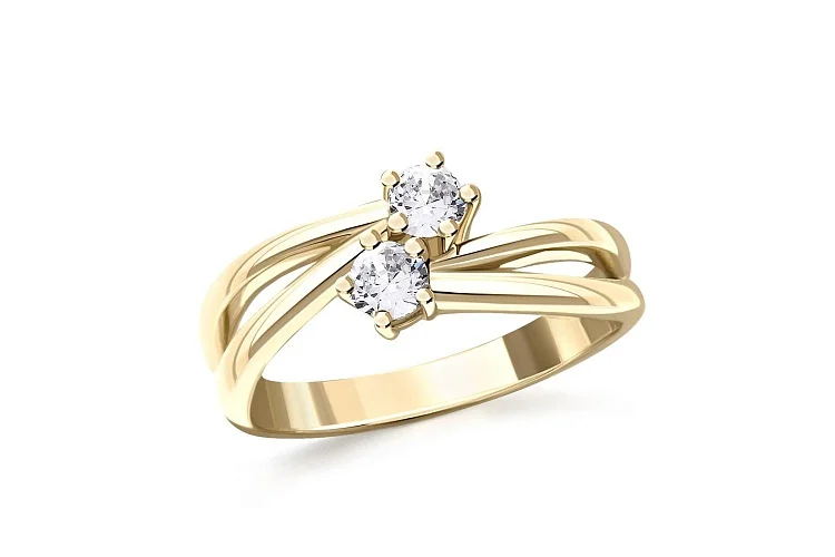 Кольцо из жёлтого золота с 2 выращенными бриллиантами