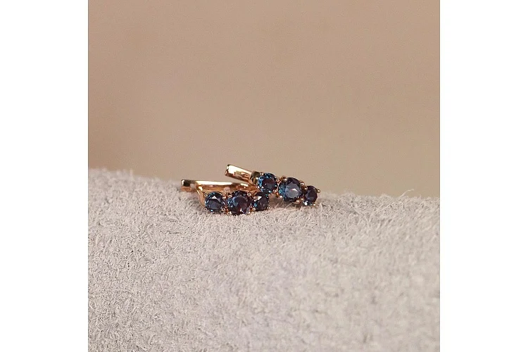 Серьги из красного золота с 6 александритами