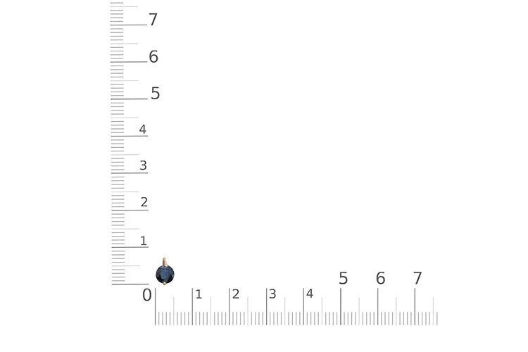 Колье из красного золота с сапфиром