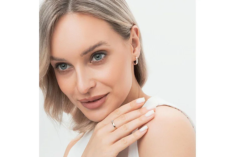 Серьги из красного золота с 2 бриллиантами