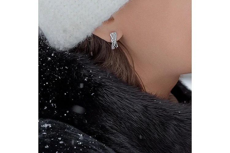 Серьги из белого золота с 50 бриллиантами