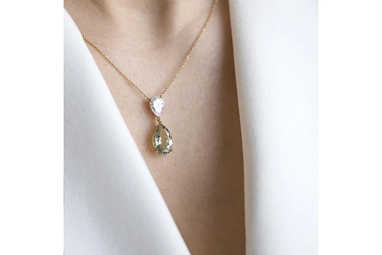 Колье из жёлтого золота с аметистом и фианитом