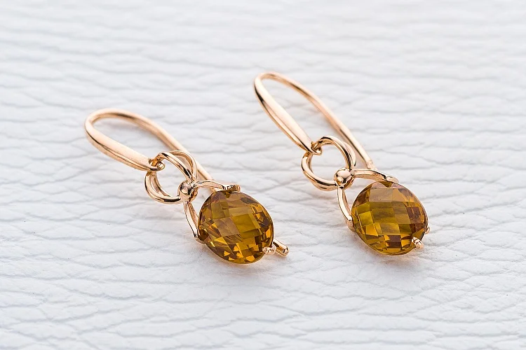 Серьги из красного золота с 2 султанитами