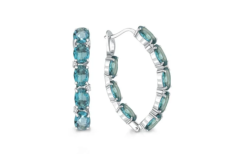 Серьги из белого золота с 16 ситаллами и 8 фианитами