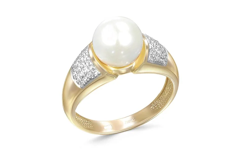 Кольцо из жёлтого золота с жемчугом и 42 бриллиантами