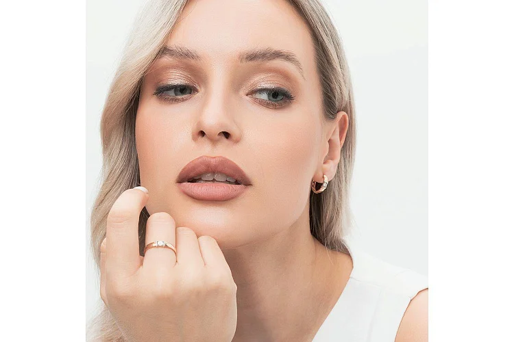 Серьги из красного золота с 2 бриллиантами