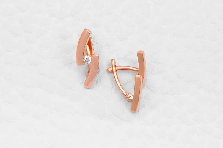 Серьги из красного золота с 2 бриллиантами