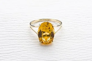 Кольцо из жёлтого золота с цитрином