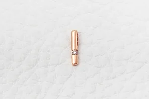 Подвеска из красного золота с бриллиантом