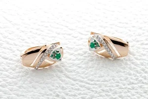 Серьги из красного золота с 2 изумрудами и 20 бриллиантами