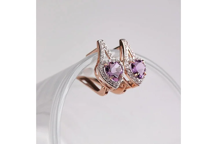 Серьги Сердца из красного золота с 2 аметистами и 54 фианитами