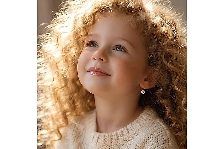 Серьги детские Сердца из красного золота с 28 фианитами