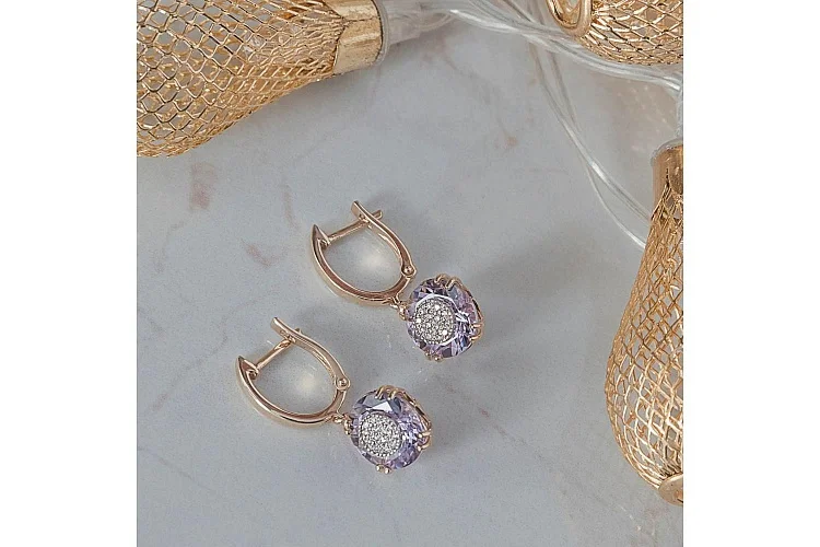 Серьги из жёлтого золота с 2 аметистами и 28 бриллиантами