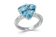 Кольцо из белого золота с топазом sky