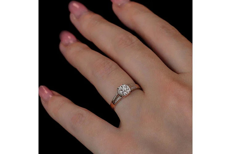 Кольцо Малинка из красного золота с 23 бриллиантами