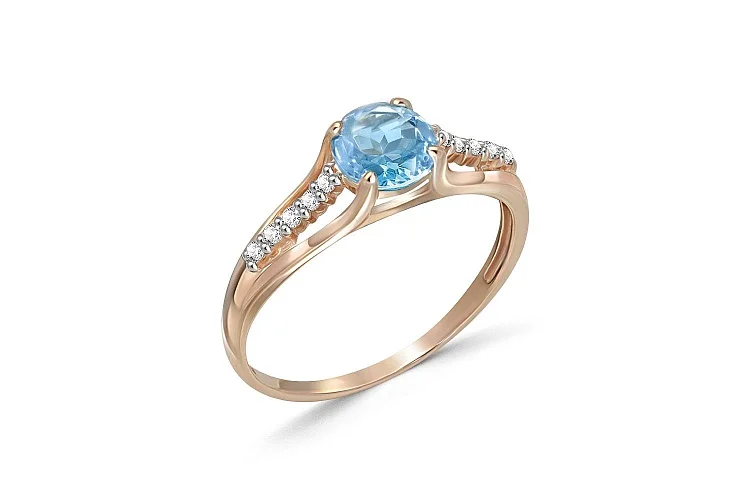 Кольцо из красного золота с топазом swiss и 10 фианитами