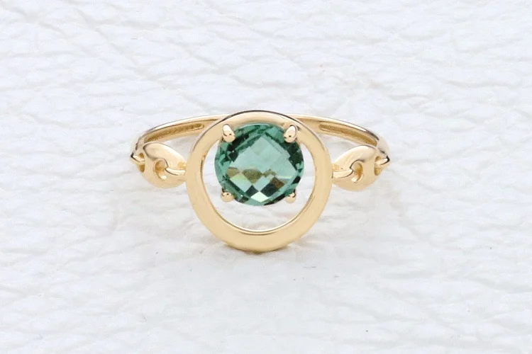 Кольцо из жёлтого золота с кварцем