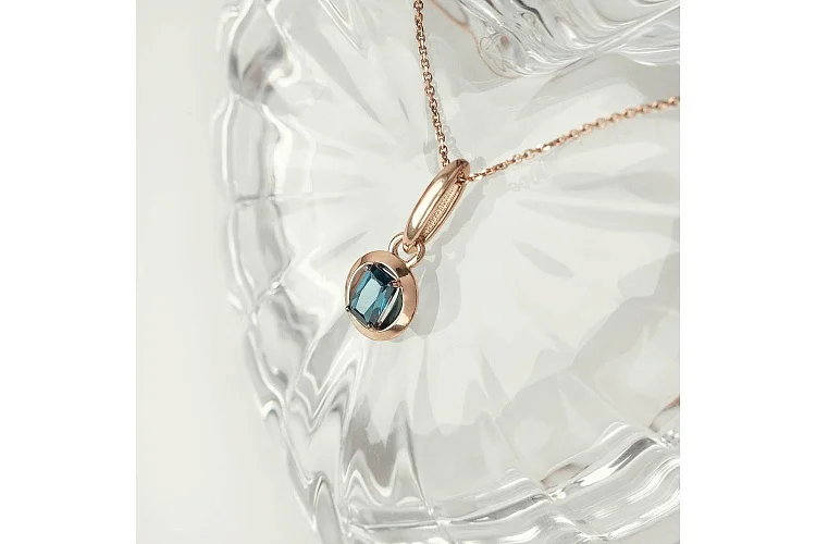 Подвеска из красного золота с ситаллом