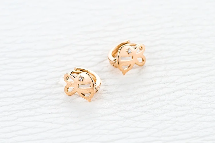 Детские серьги Зайчики из красного золота с 2 фианитами