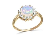 Кольцо из жёлтого золота с опалом и 16 фианитами
