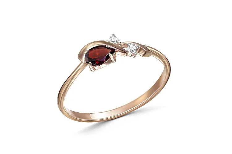 Кольцо из красного золота с гранатом и 2 фианитами
